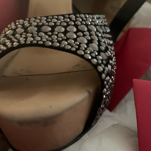 VALENTINO GARAVANI STUDDED MARYJANE STILETTOS 38/9 - Picture 3 of 5